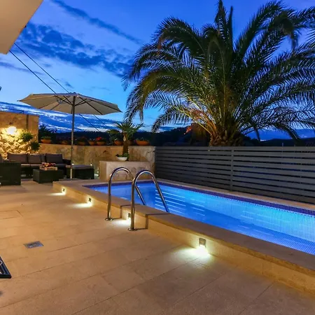 Apartment Capitis In The Centre Hvar Town